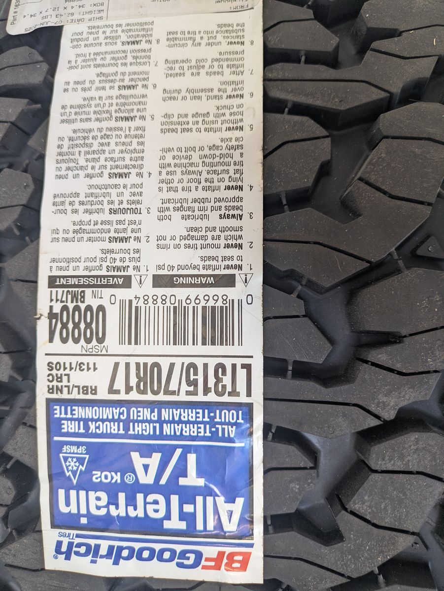 Brand new BFG AT T/A KO2 315/70/R17 Ford F-150 Raptor or Jeep tires