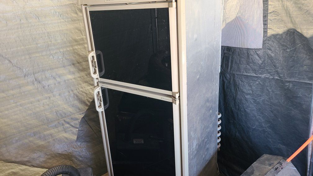 Rv fridge