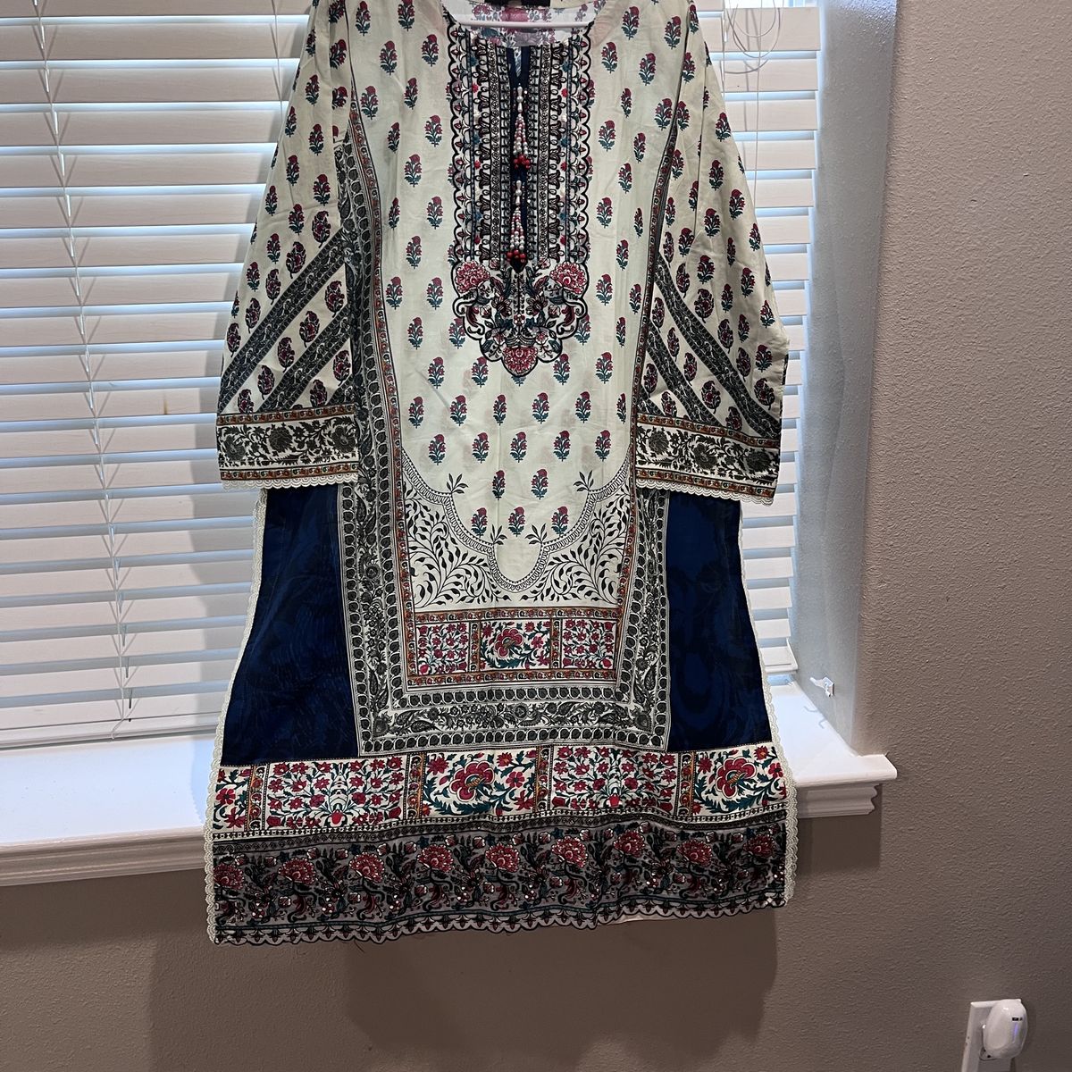 Women's Printed Pakistani/Indian dress with beautiful color combination Tunic, Kameez & Dupatta Dress Set - XLarge