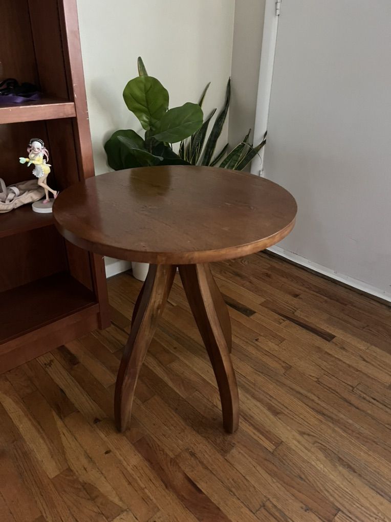 Target Circle Table