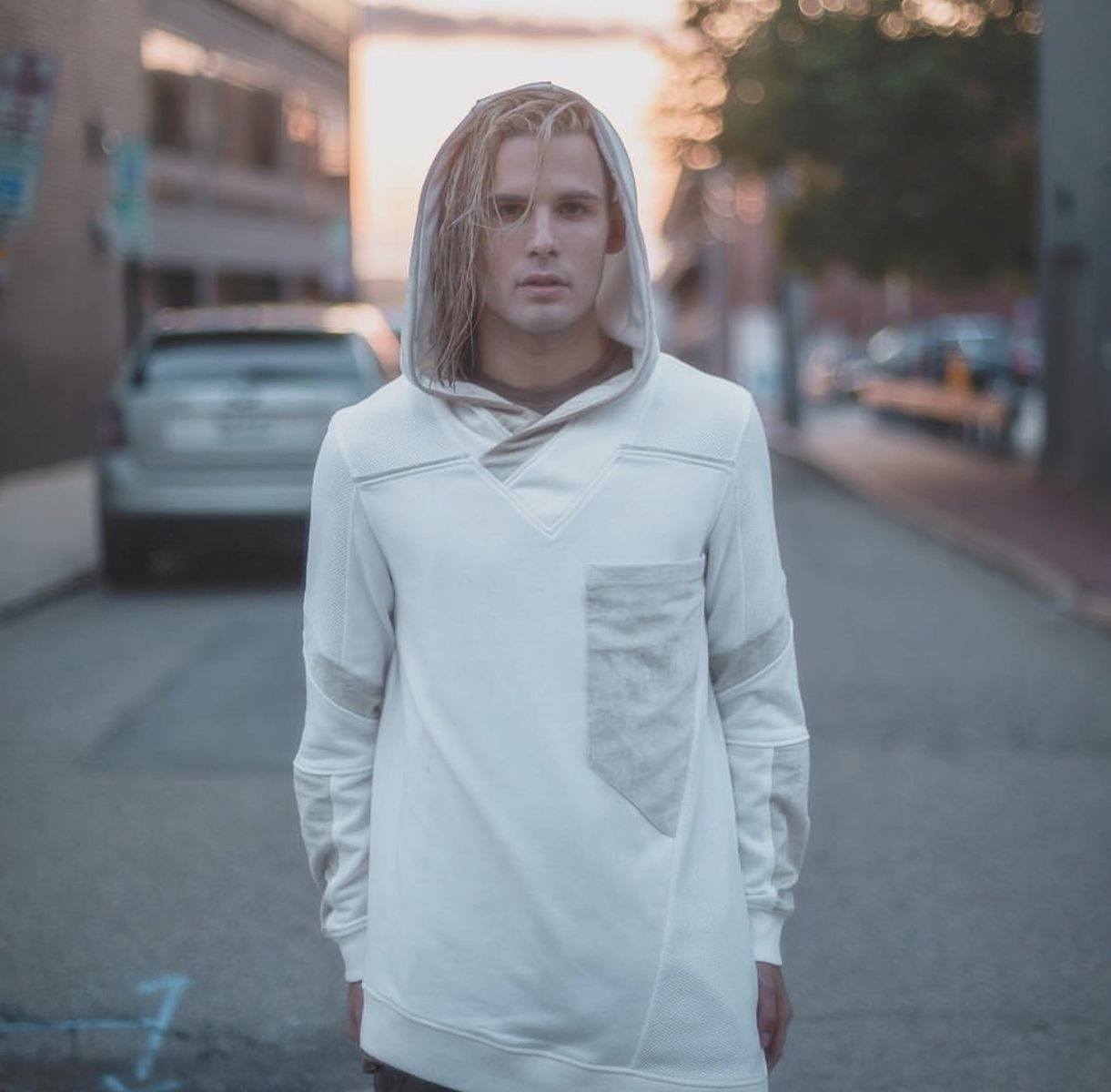 I See Stars Calm Snow Hoodie/Merch