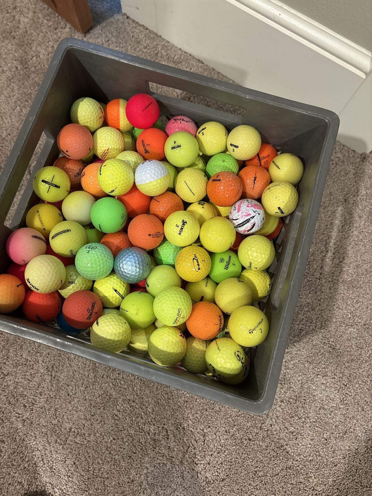 150 Colored golf balls