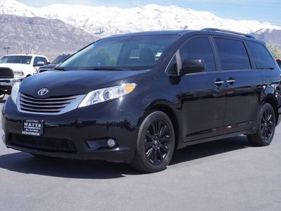 2016 TOYOTA SIENNA XLE Premium 7-Passenger