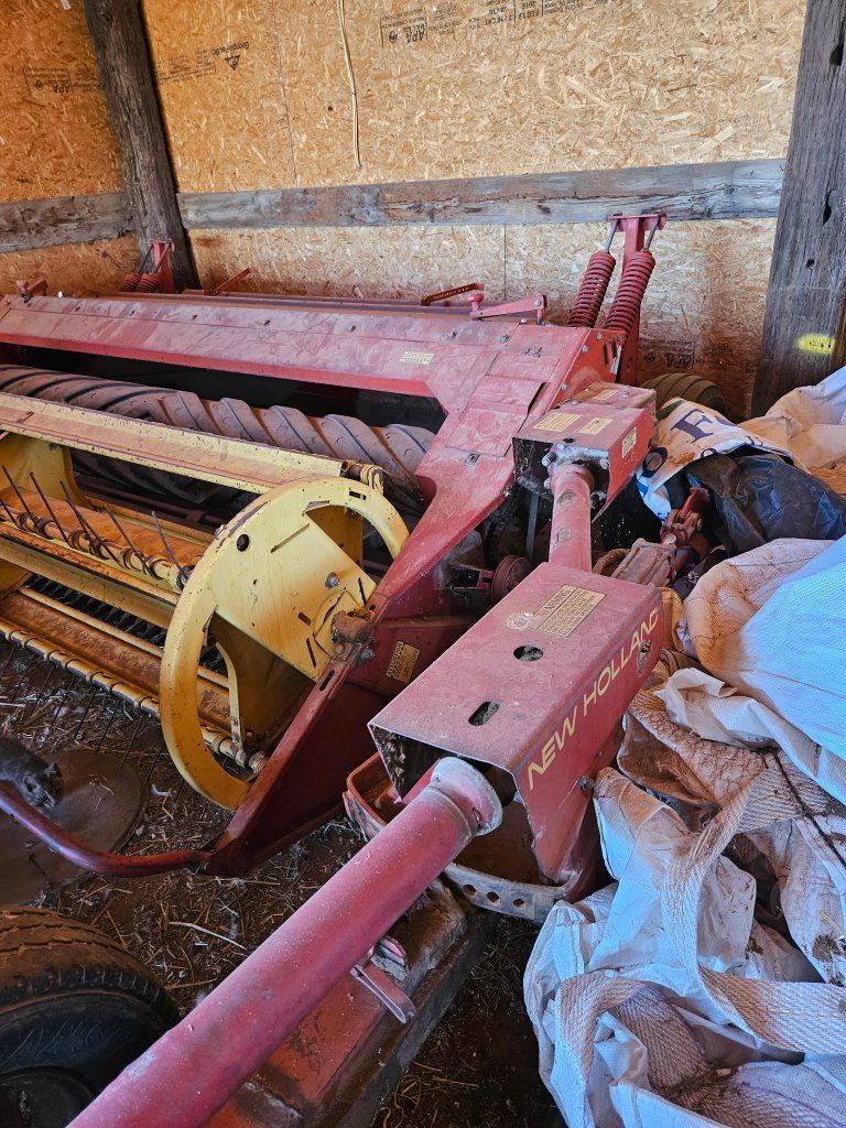 New Holland Haybine 472 Farm Equipment Hay Mower Swather