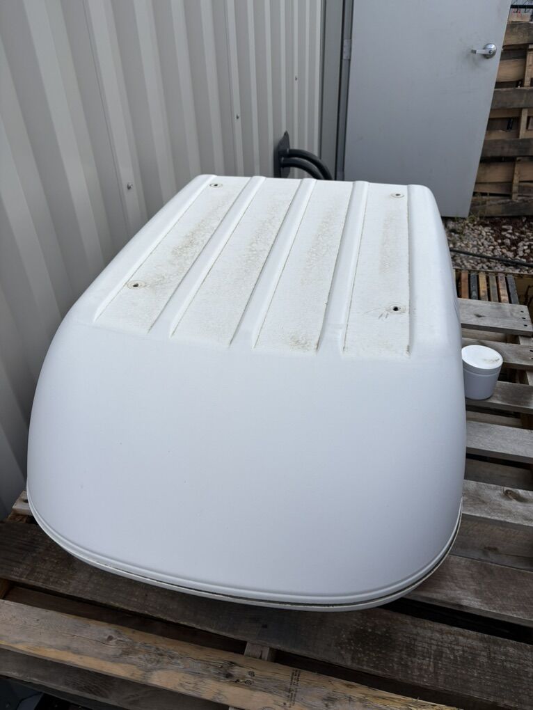 Rv/camper Ac Unit From 2005 Mallard