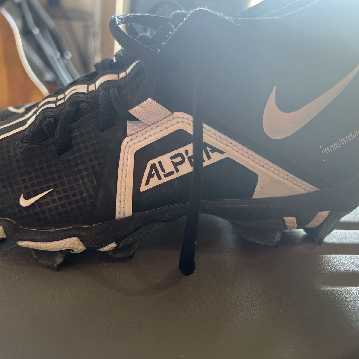 Nike Alpha Fastflex Youth Athletic Cleats Black White Size 4Y