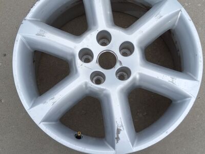 Nissan Maxima Rim 18"
