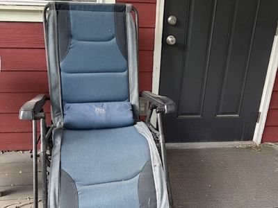 Timber Ridge Padded Zero Gravity Reclining Camping Chair - Blue