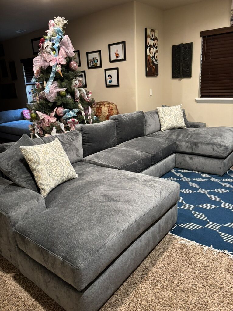 NEW - Custom Large Double Lounge Sectional