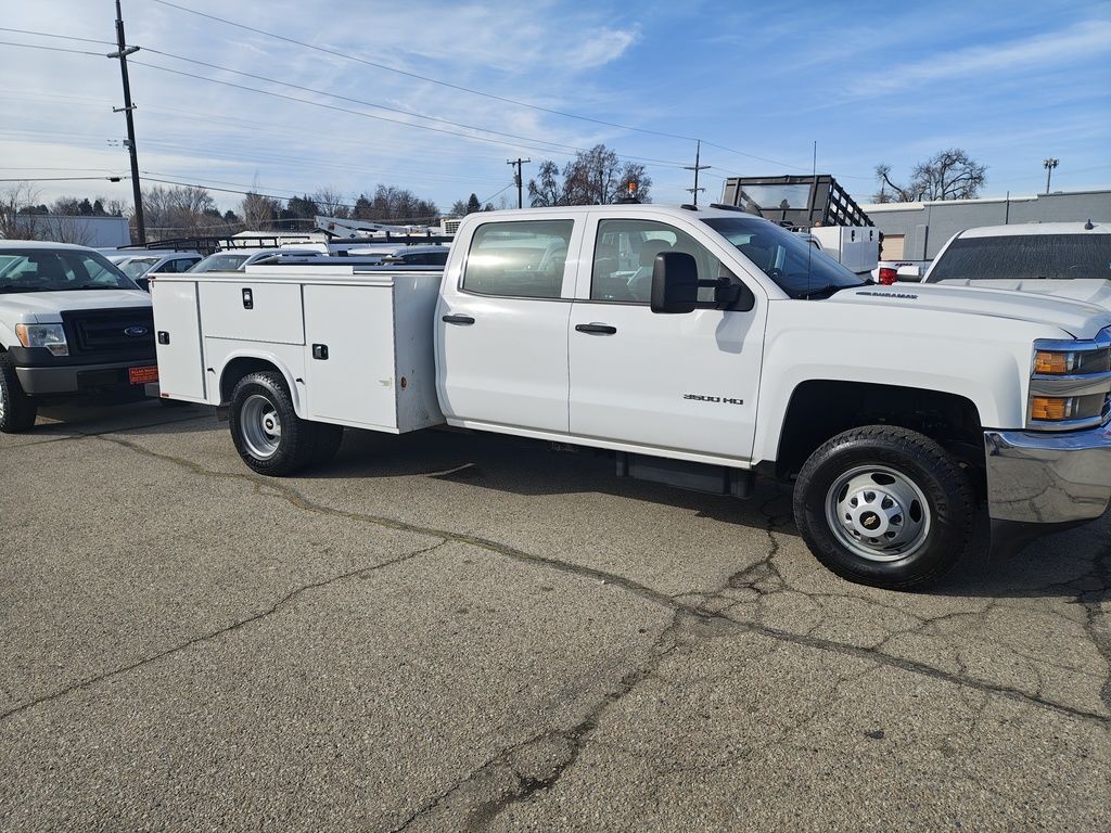 2016 Chevrolet Silverado 3500HD CC Work Truck