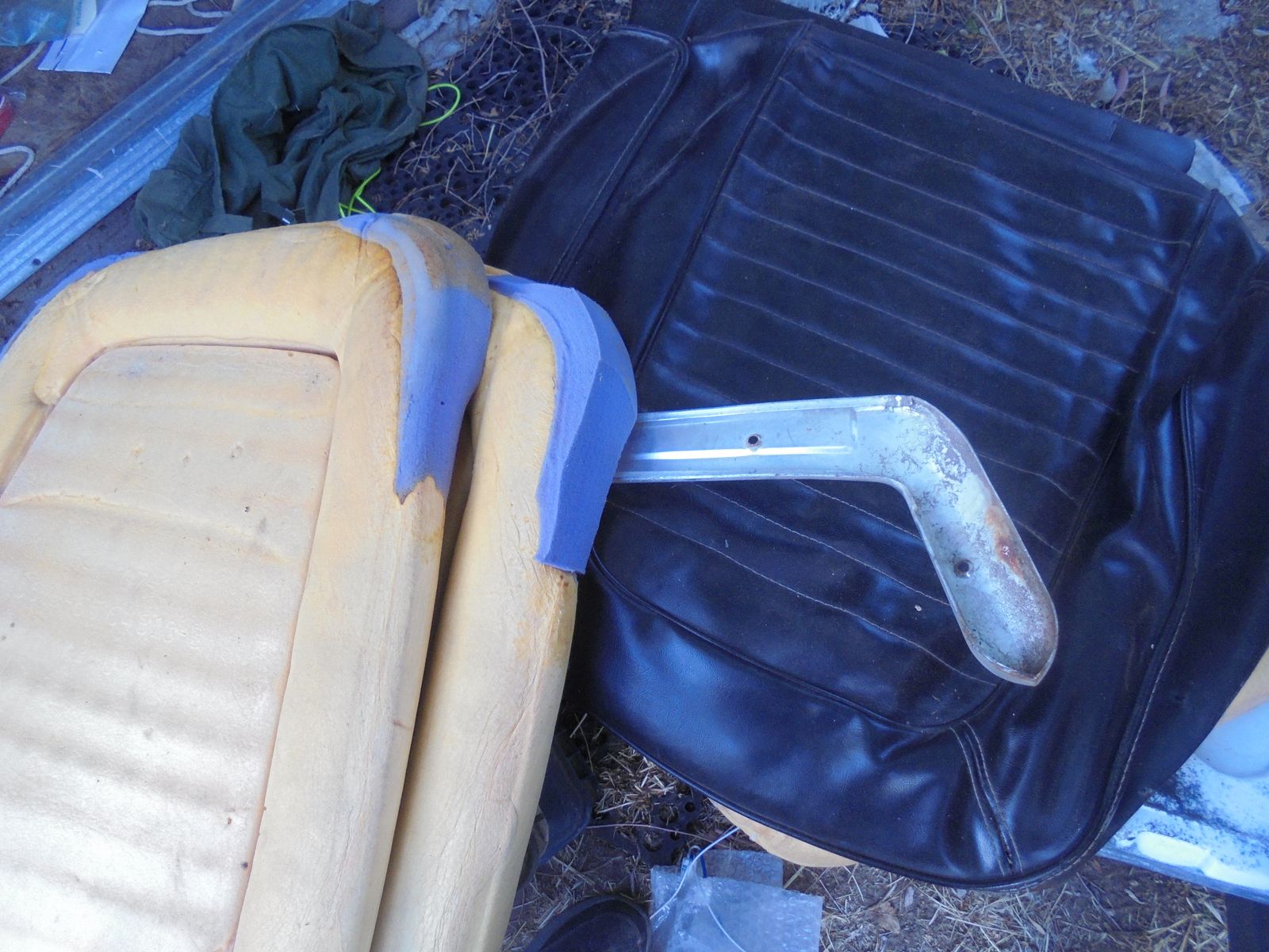 1965/66 Mustang front seat foam and one top cover