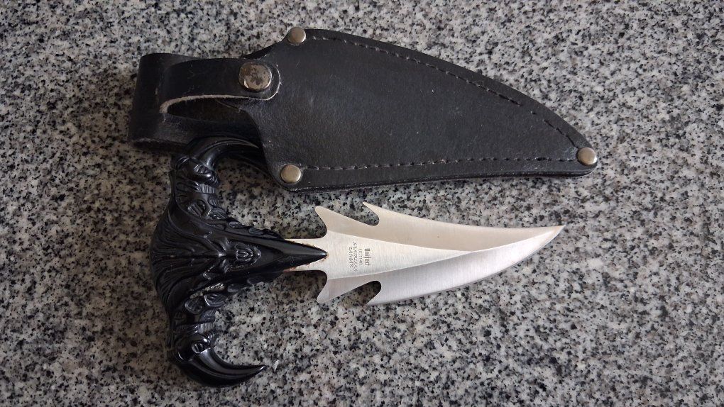 blet knife brand new