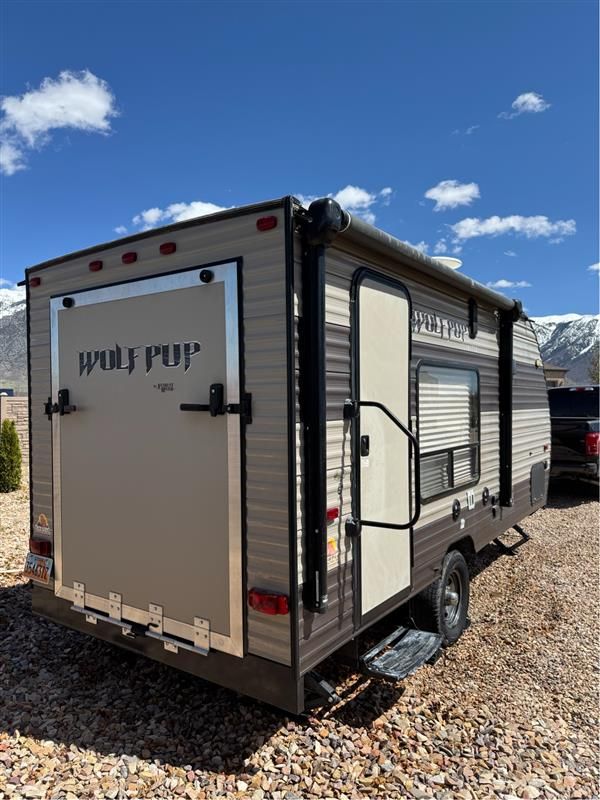 2018 Wolf Pup 17RP Toy Hauler