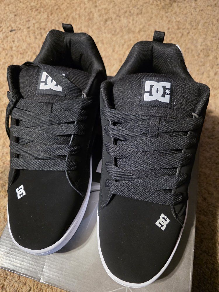 Brand new, never worn DC Court Graffiti Black/White Size 15