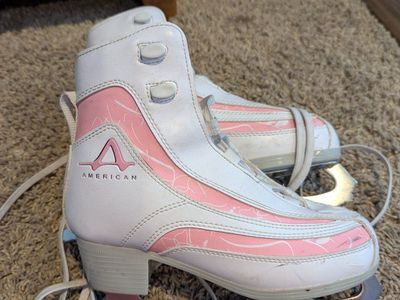 Ice Skates Size 3