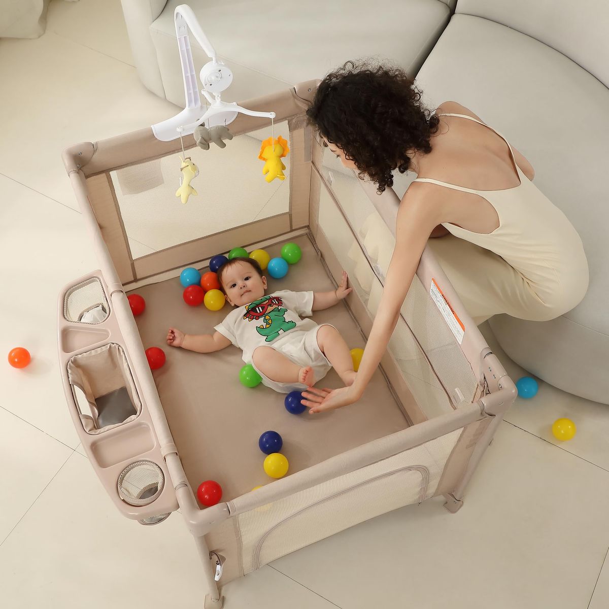 New 5 in 1 Pack and Play, Baby Bassinet Bedside Sleeper, Baby Playard, Bedside Crib w changing tabl