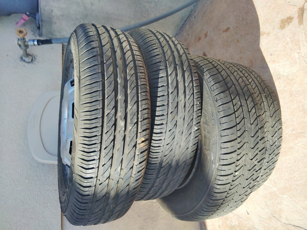 honda Civic tires