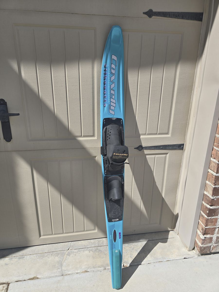 Vintage Connelly Silhouette 65" Slalom Water Ski - Kevlar w/ Small RTP