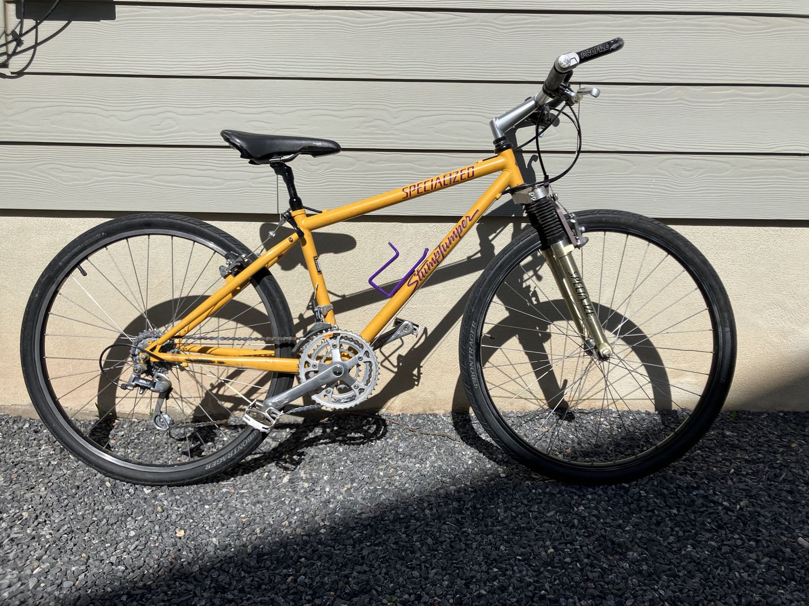 Specialized Stumpjumper Mountain Bike - Yellow, Front Suspension, 26" Wheels