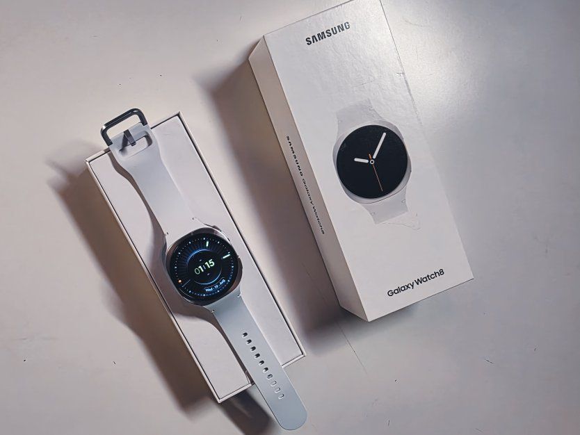 40mm Samsung Galaxy Watch8 Smartwatch with Box
