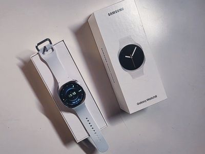 40mm Samsung Galaxy Watch8 Smartwatch with Box
