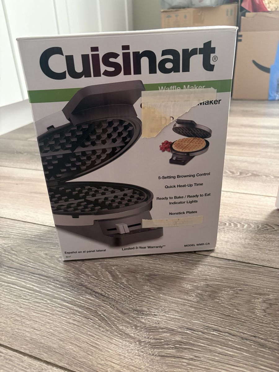 Cuisinart Round Classic Waffle Maker Model WMR-CA