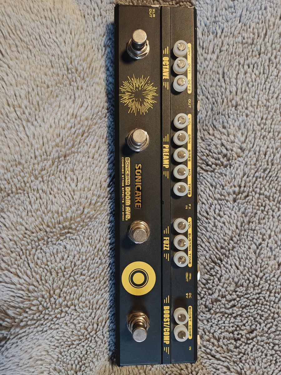 Guitar and bass effects