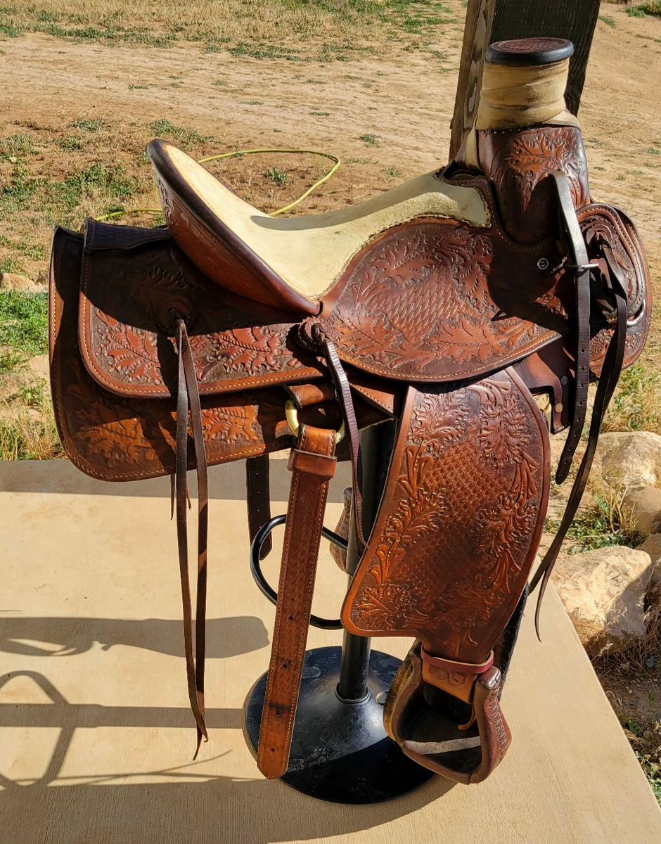15" Wade Saddle