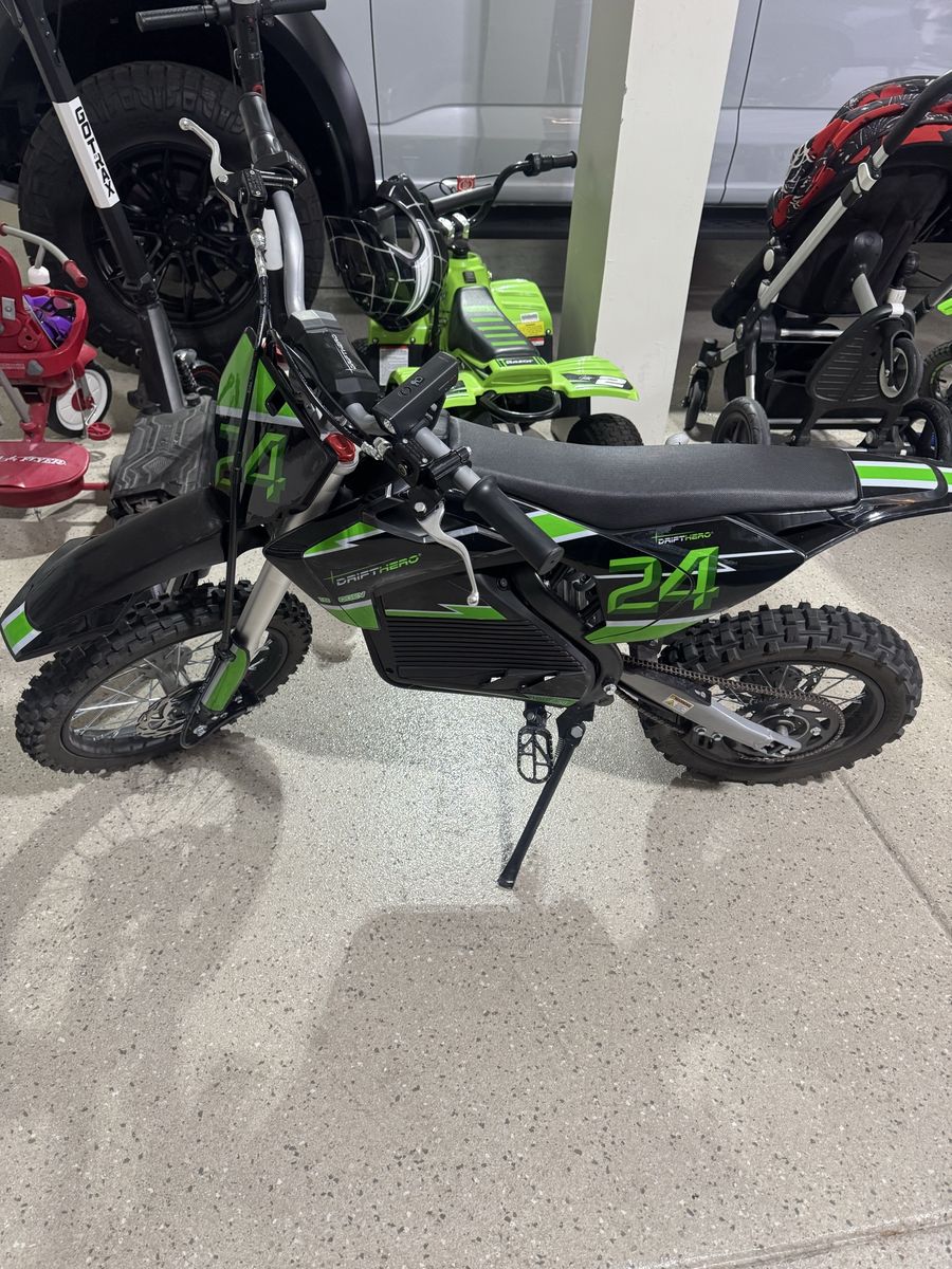 Drift Hero 1600W Electric Dirt Bike