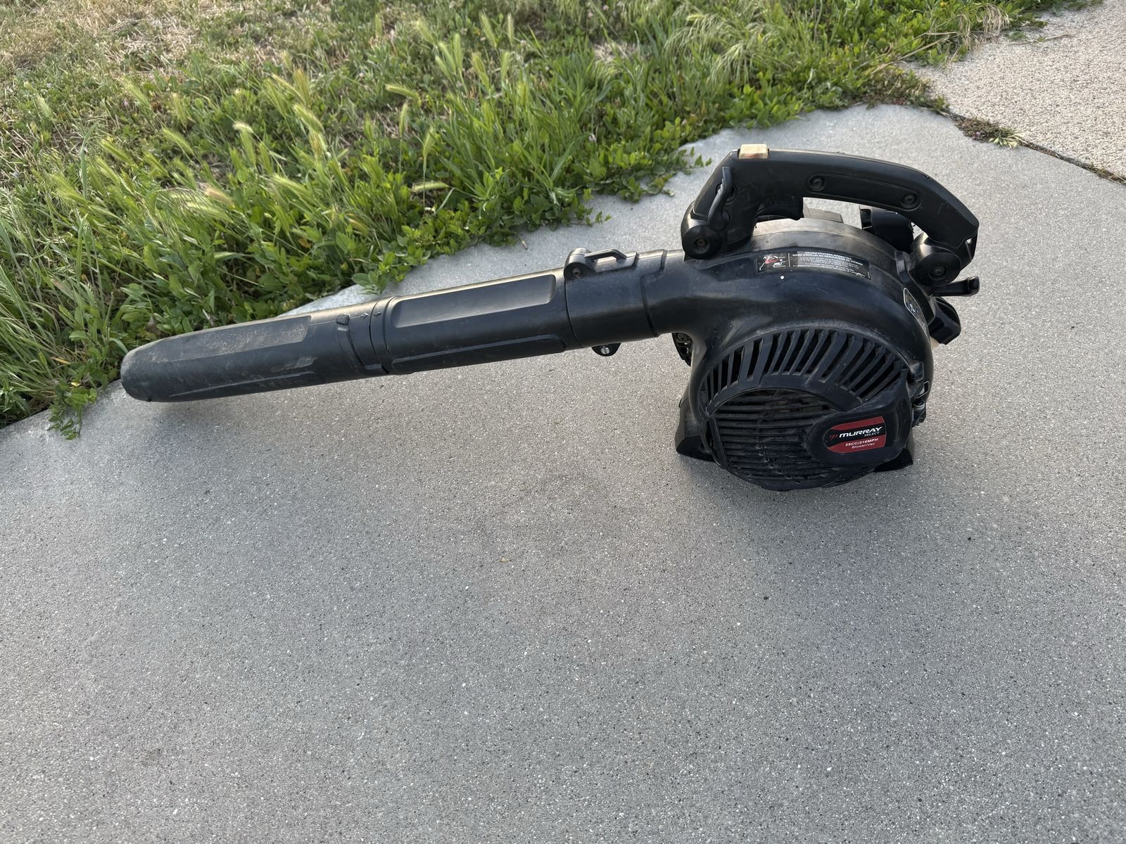 Murray Select 25cc/210MPH gas blower!