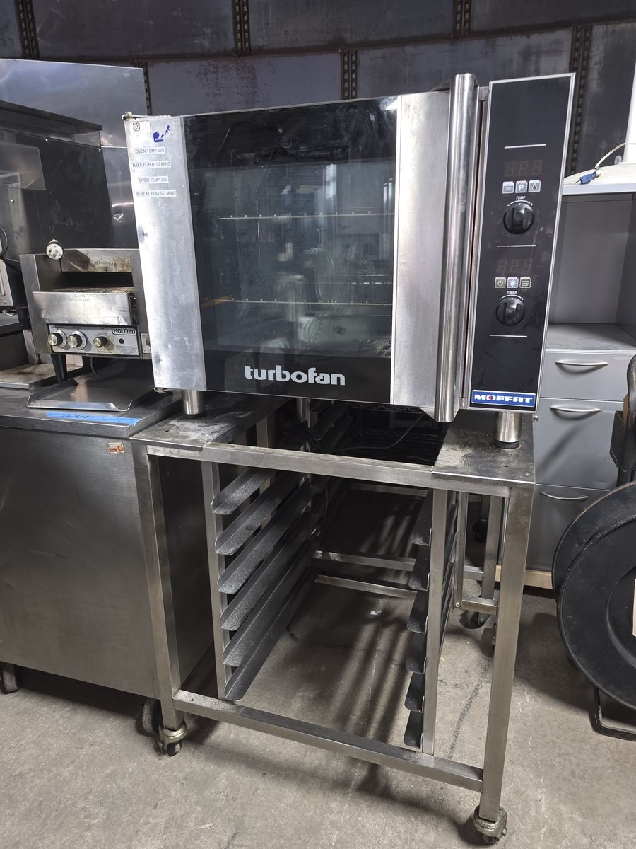 Moffat Turbofan Half-Size Digital/Electric Countertop Convection Oven 8 Ovens Available