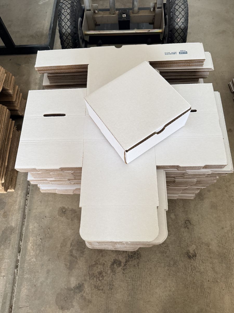 Uline Indestructo Mailers 7x7x3"