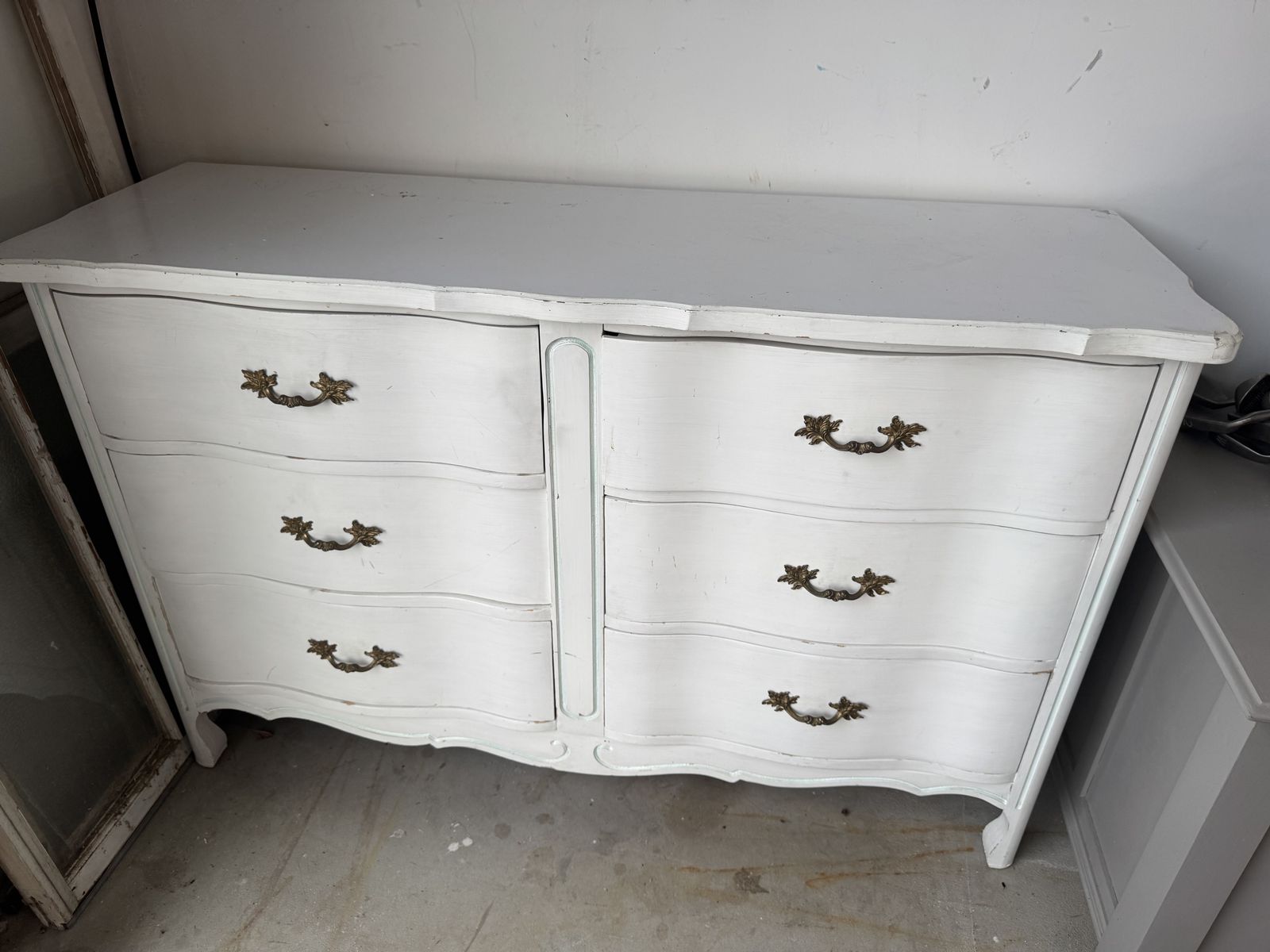 Dresser