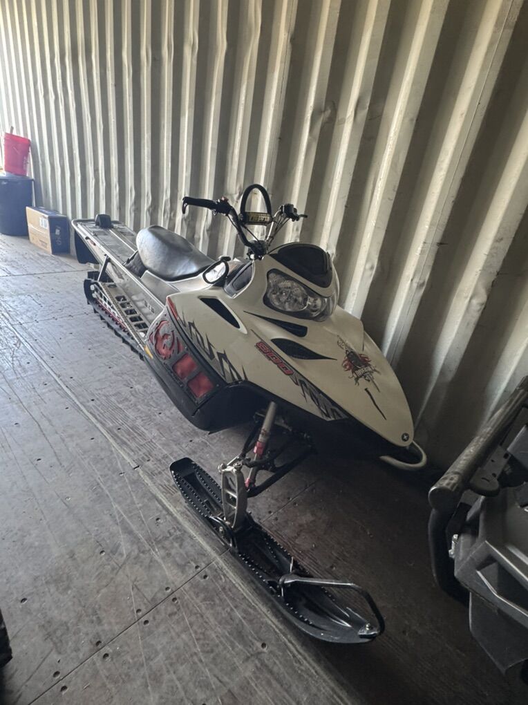 2009 Polaris Dragon 800