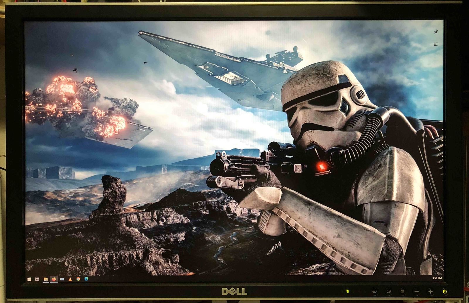 Dell UltraSharp Monitor Bundle — 2407WFP (24") + 2x 2007WFP (20") — $75 OBO