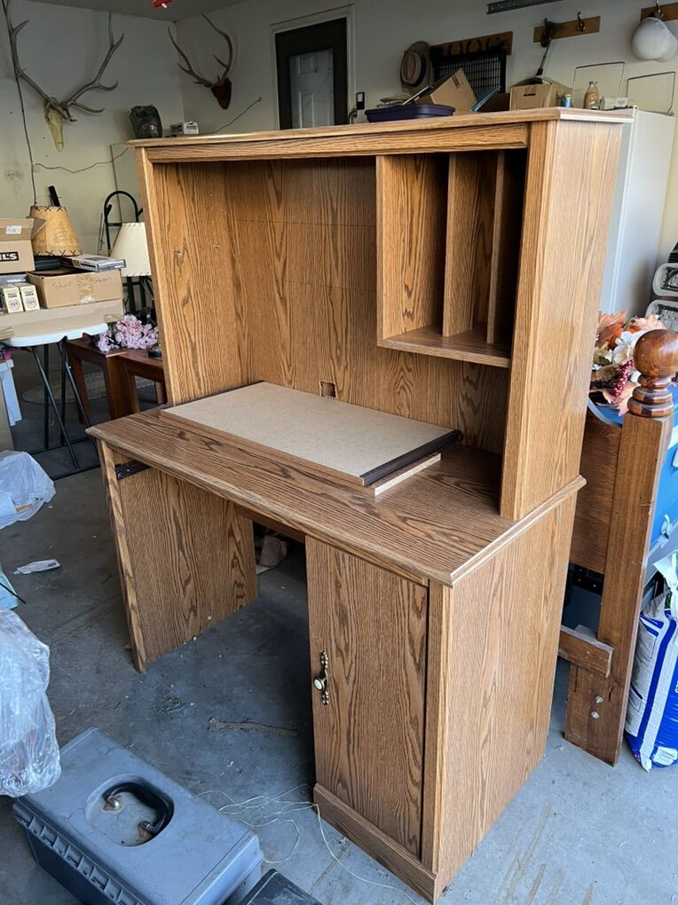 Sauder Desk