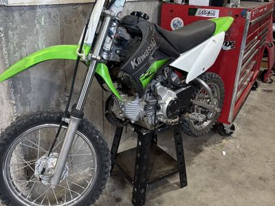 Kawasaki KLX 110 Dirt Bike - Green/Black Youth Off-Road Motorcycle