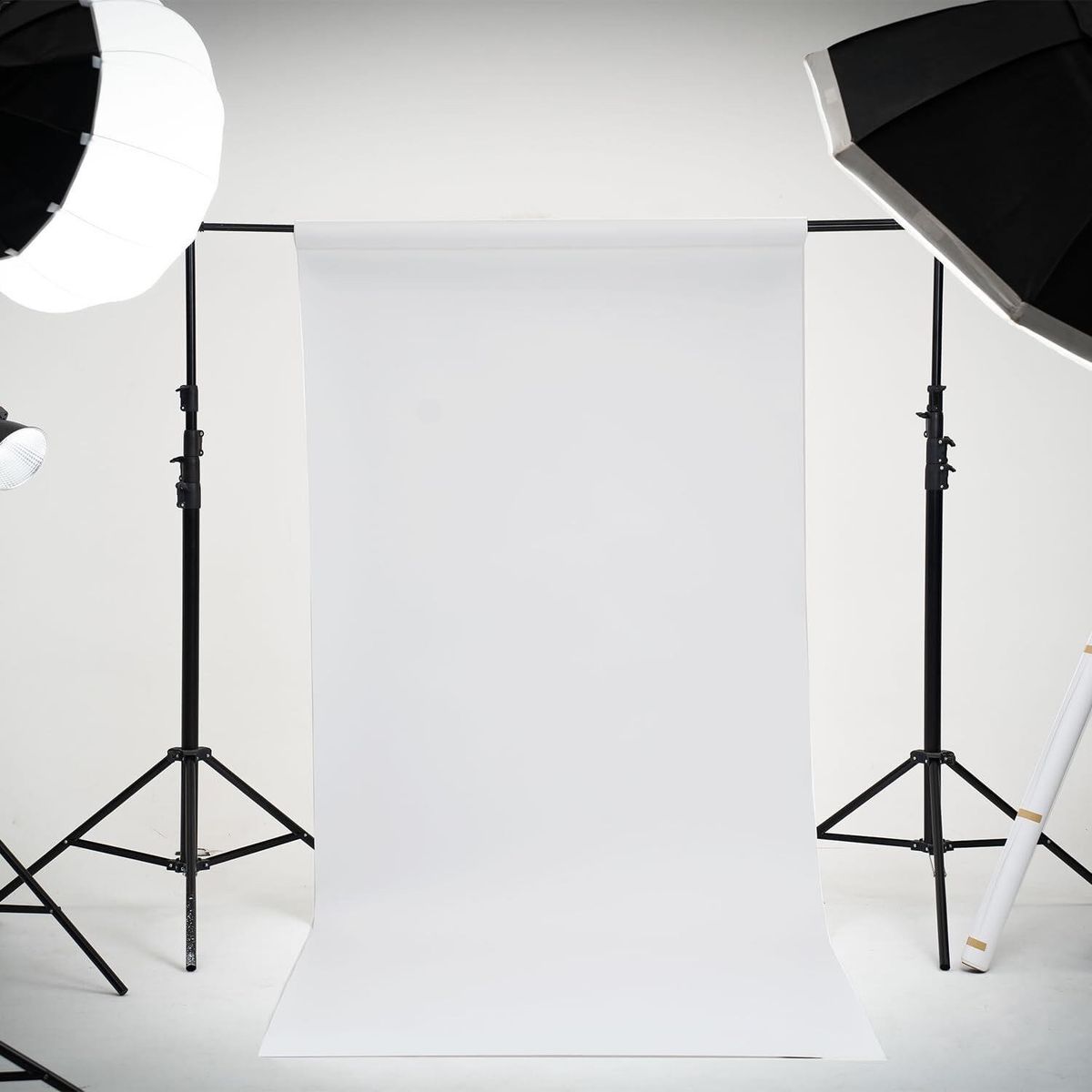 Kate Seamless Backdrop White 106.8 x32.8'