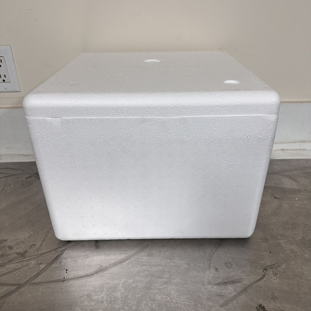 Styrofoam Container With Lid