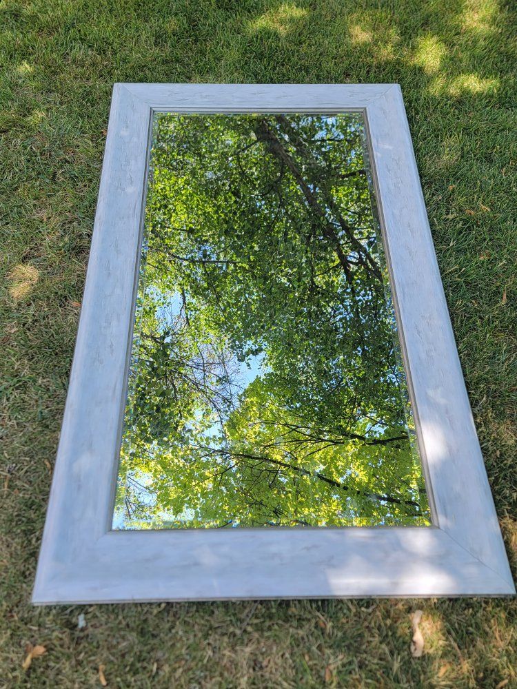 Main image 8