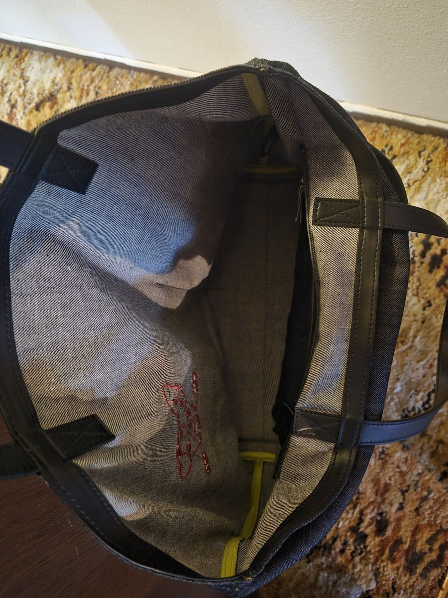 Main image 5