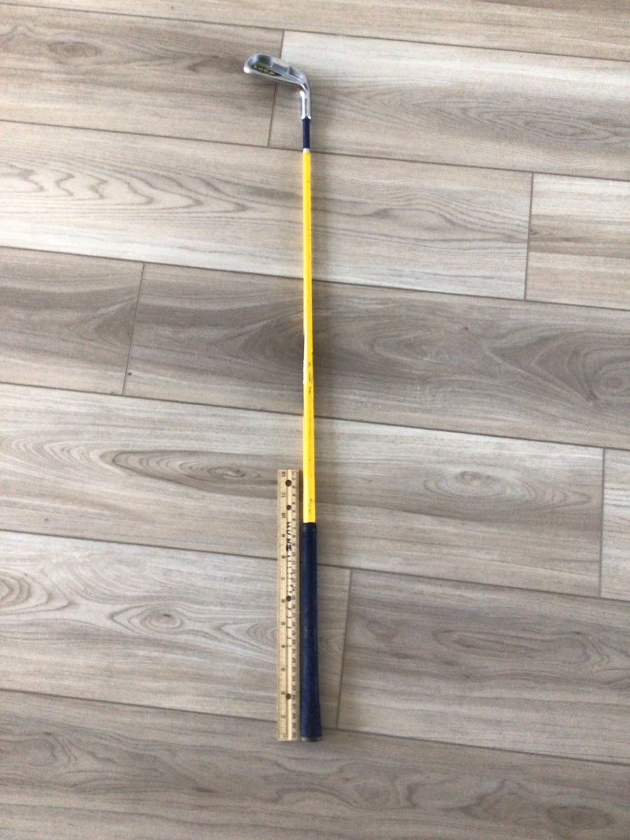 Loco Single Golf 7 Iron with Bright Yellow Shaft