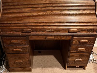 Large Oak Crest Roll Top Desk