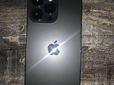 Unlocked iPhone 14 Pro Max