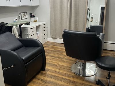 Professional Salon Shampoo Bowl & Chair Set - Black, Used