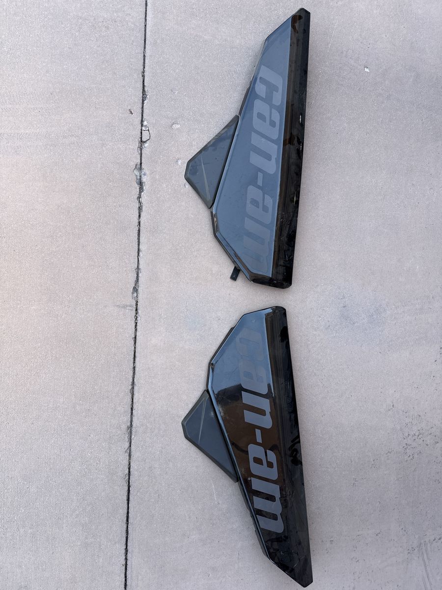 2 door can am doors