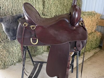 Tucker Saddle