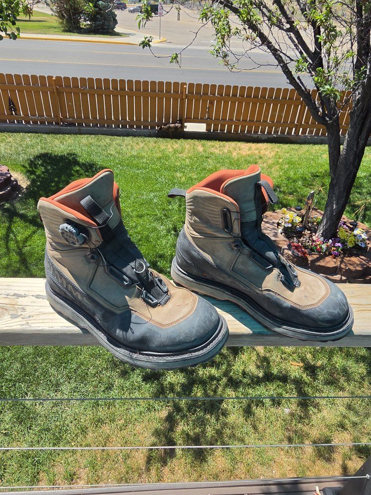 SIMMS G4 Boa Wading Boots Men's Size 13 US - Vibram Sole for Fishing