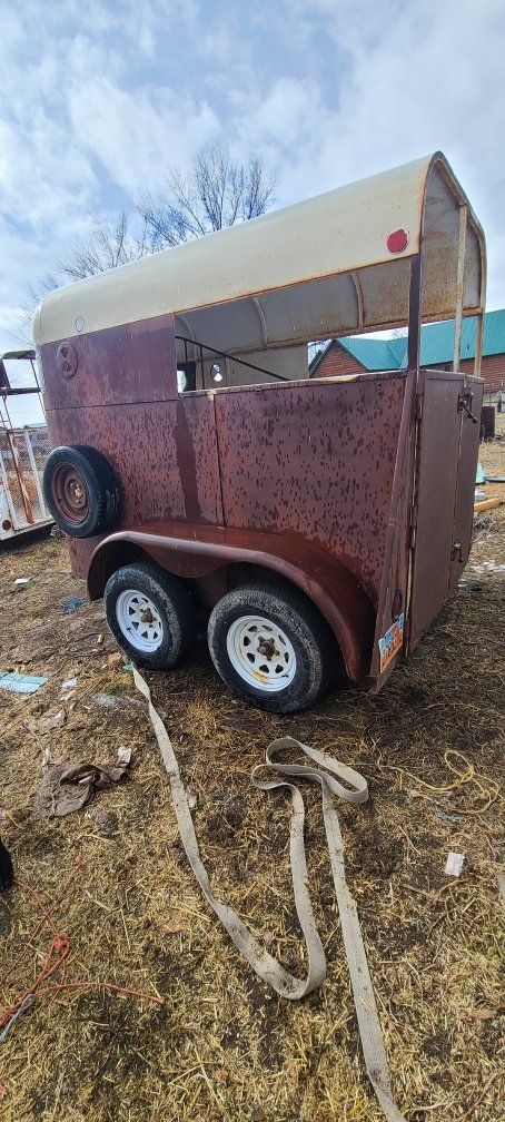 Horse trailer