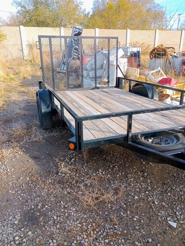 Utility Trailer with Ramp Gate - 10ft 4in x 4ft 11in, Wood Deck, Spare Tire Included